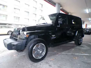 Jeep Wrangler /Unlimited Black Edition/Allrad/1HAND Bild 5