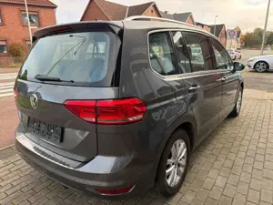 Volkswagen Touran Highline BMT/Start-Stopp AUTOMATIK Bild 5