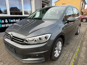 Volkswagen Touran Highline BMT/Start-Stopp AUTOMATIK Bild 2