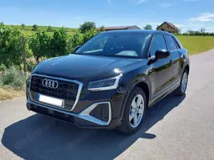 Audi Q2 30 TFSI S line/LED/AHK/Garantie
