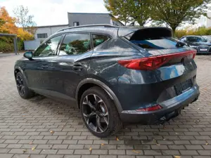 CUPRA Formentor VZ 4Drive LED Navi Klima Sitzheizung Bild 5