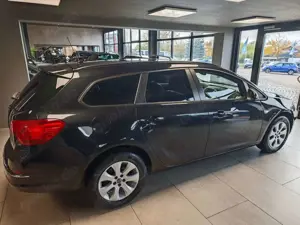 Opel Astra J Sports Tourer Style SHZ|Klimaaut. Bild 2