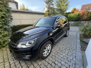 Volkswagen Tiguan Tiguan 2.0 TDI 4Motion BlueMotion Sport  Style