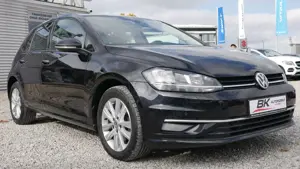 Volkswagen Golf 7 1.6 TDI  Sitzheizung Navi 2 Zonen Klimaauto BT