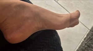 Wer will meine M Füße verwöhnen  Bild 3