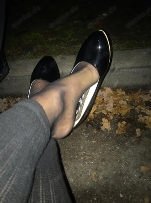 Suche schöne Frauen Füße