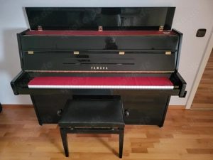Klavier Piano YAMAHA C-109, Erstbesitz, Top-Zustand, inkl. Hocker Bild 2