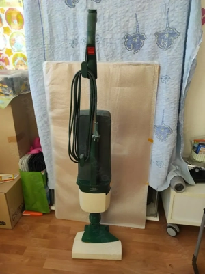 Staubsauger Vorwerk kobold 121 mit Vorwerk Teppich-Bürste EB 350