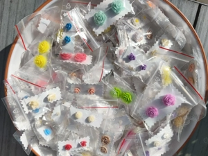 Adventskalender Handmade Modeschmuck Haarschmuck Schlüsselanhänger Ohrstecker