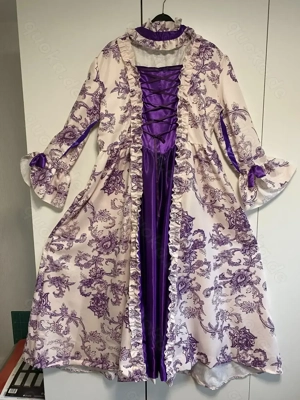 12 Rokoko Kostüme zu verkaufen