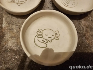 3 Futterschale mit Axolotl Motiv     Bild 2