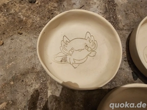 3 Futterschale mit Axolotl Motiv     Bild 4