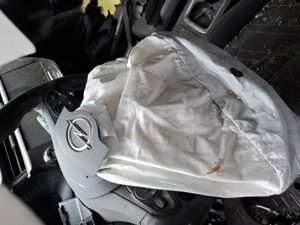 Corsa D BJ 2023 Totalschaden Bild 13