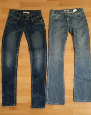 Jeans. 2 Kinderhosen. Größen 155 und 164.