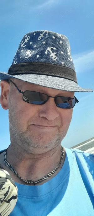 Suche Paar ab 55.j die auf KV und NS stehen.