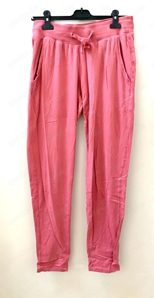 Rosane getragene Jogginghose, Größe XS