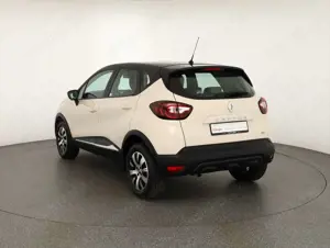 Renault Captur 1.2 TCe 120 Aut. Klimaaut. Navi Tempomat Bild 3