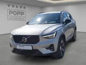 Volvo XC40 B3 FWD Plus Dark 19" ACC FSH HK LED SHZ