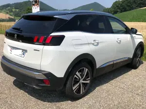 Peugeot 3008 GT Line 1.6 THP 180 EAT8 Bild 3