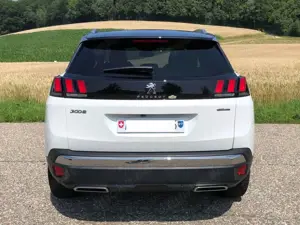 Peugeot 3008 GT Line 1.6 THP 180 EAT8 Bild 2