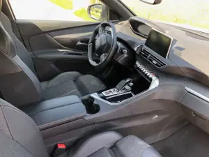 Peugeot 3008 GT Line 1.6 THP 180 EAT8 Bild 5