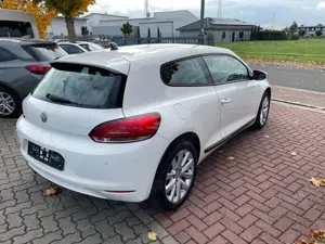 Volkswagen Scirocco 1.4 TSI 90 kW aus 1.Hand+Scheckheft+Winterräder Bild 3