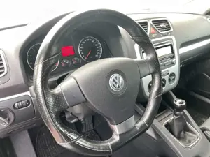 Volkswagen Scirocco 1.4 TSI 90 kW aus 1.Hand+Scheckheft+Winterräder Bild 5