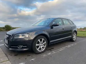 Audi A3 2.0 TDI, 140 PS, AHK, SHZ, 2 Radsätze+Alufelgen Bild 5