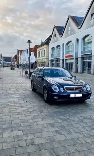 Mercedes-Benz E 320 T CDI Avantgarde Bild 5