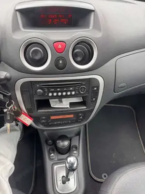 Citroen C3 C3 Pluriel 1.6 16V Senso Drive Exclusive Bild 4