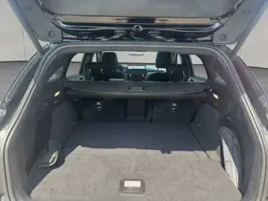 Ford Focus Turnier 1.0 EcoBoost Hybrid Aut. ST-LINE X Bild 3