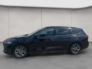 Ford Focus Turnier 1.0 EcoBoost Hybrid Aut. ST-LINE X Bild 2