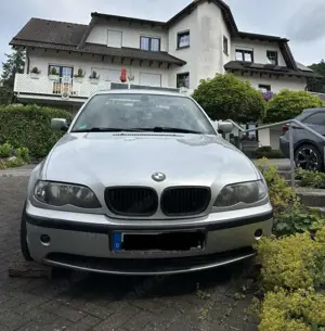BMW 320 320i