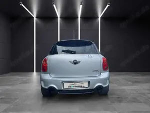 MINI Others Cooper S Countryman All4 Pano Navi Leder Bild 5