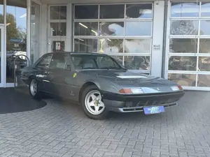 Ferrari 400 i V12 aus prominenten Vorbesitz Bild 3