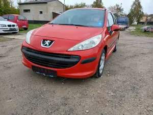 Peugeot 207 207  3-Türer 75 Filou
