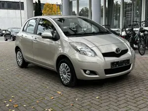 Toyota Yaris Life/8xBereift/Klima.A/Stand-H/Tüv-Neu/Isofix
