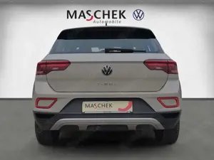 Volkswagen T-Roc Life 1.5 TSI DSG AHK Navi Sitzh LED Carplay Bild 5