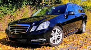 Mercedes-Benz E 220 T CDI DPF BlueEFFICIENCY 7G-TRONIC Avantgarde