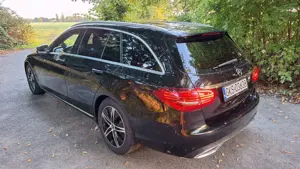 Mercedes-Benz C 220 d T 9G-TRONIC Exclusive Bild 3