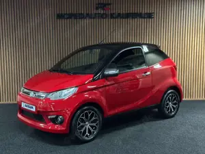 Aixam Coupe Sport Rot Chrome Pack / Rückfahrkamera