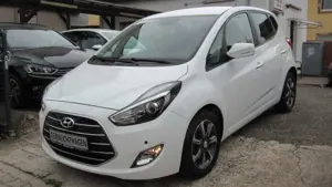 Hyundai iX20 1.6 Space Plus-Paket Automatik*PDC-SHZ-AHK*