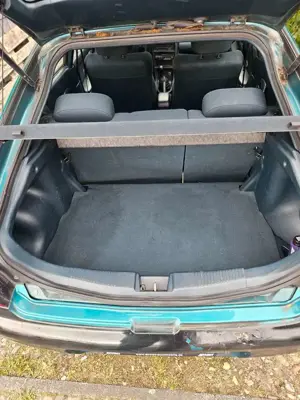 Mazda 323 323 1.5 GLX Bild 5