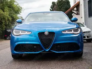 Alfa Romeo Giulia Competizione MY23 2.0 Q4 vom AR Vertragshändler