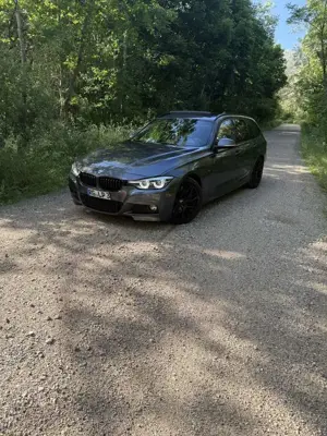 BMW 330 330i Touring Aut. M Sport Shadow Bild 4