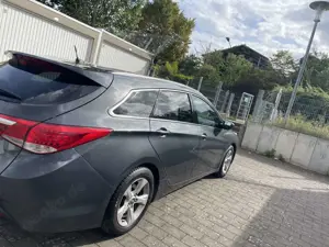 Hyundai i40 i40cw 1.7 CRDi Automatik 5 Star Edition Bild 2