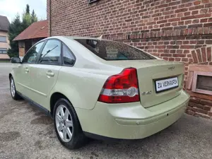 Volvo S40 Lim. 2.4 Momentum 5 Zylinder!!! Bild 4