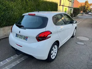 Peugeot 208 1.0 Benzin 12v