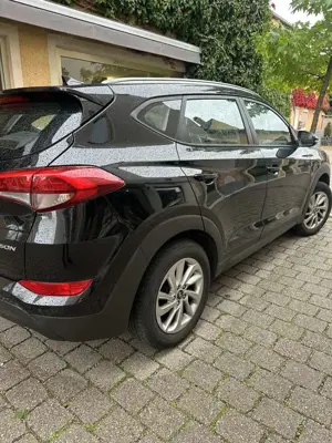 Hyundai TUCSON blue 1.6 GDi 2WD Trend Bild 2