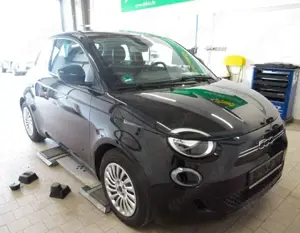 Fiat 500e Action 95PS 23.8KWh  Klima - PDC